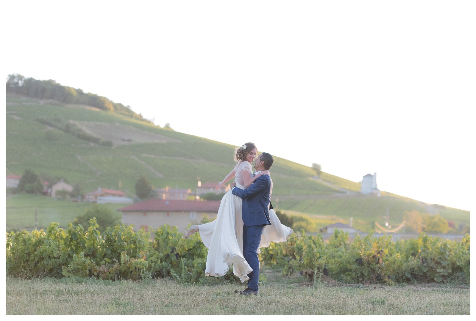 Photographe mariage chateau ravatys